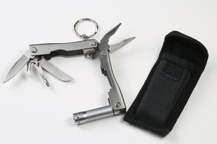 Lureflash LED Multi-Tool with Pouch